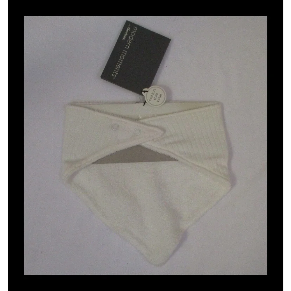 Gerber Modern Moments Handkerchief Bib Ivory NWT